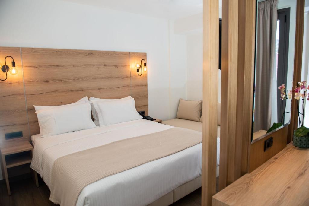 Liberty of Nafplio - 13