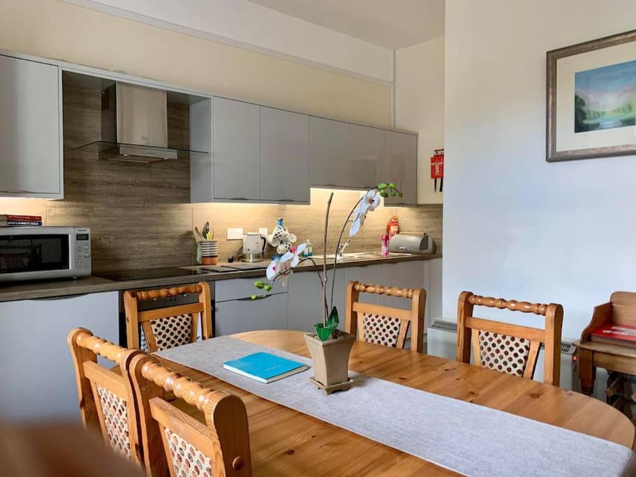 'The Wine Loft' Apartment, BownessonWindermere (updated prices 2024)