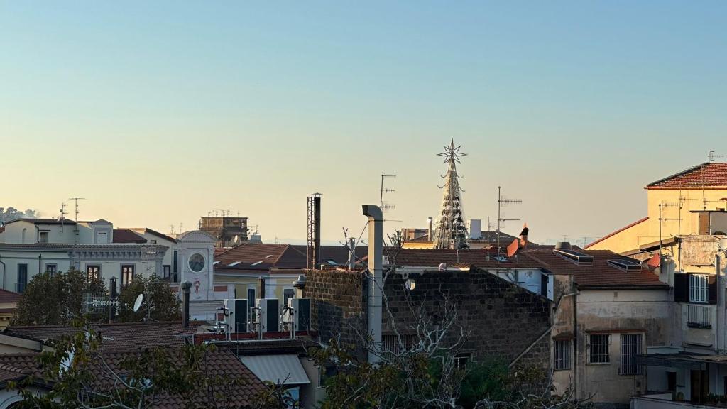 Nespecifikovaný výhled na destinaci Sorrento nebo výhled na město při pohledu z bed and breakfast