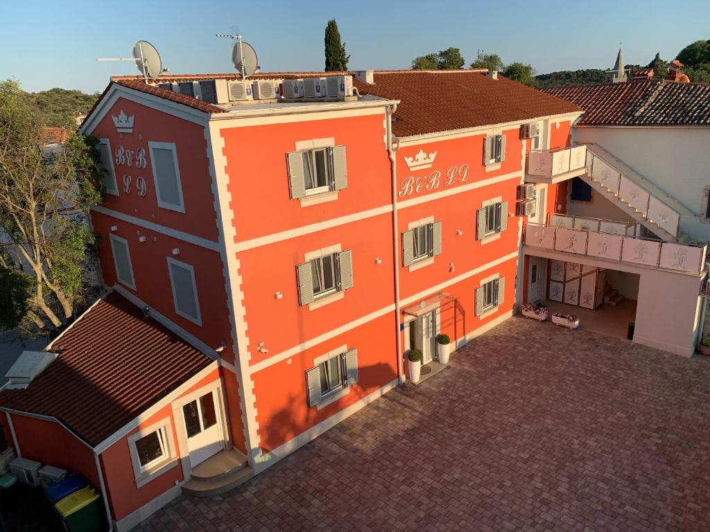an overhead view of a building with orange at Bb-Ld in Pula
