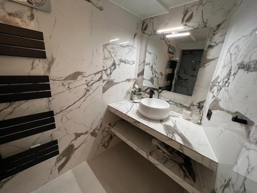 SPA de charme 6 pers avec Jacuzzi & Sauna privatifs au coeur de ville - Esprit Coco – photo 30