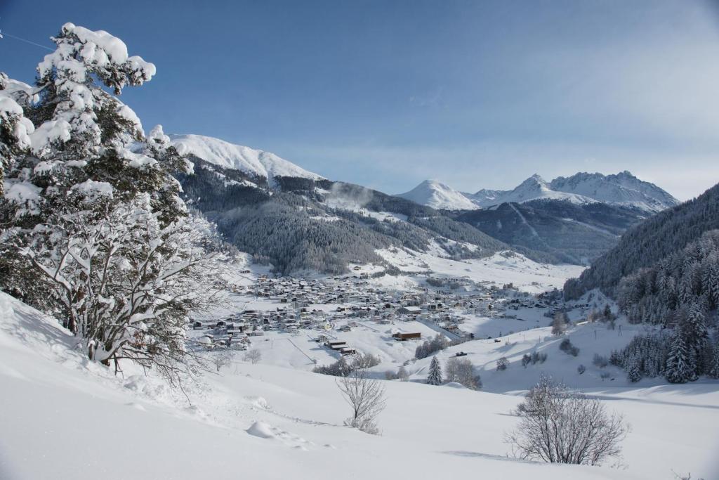 Obiekt Alpin Art & Spa Hotel Naudererhof Superior zimą