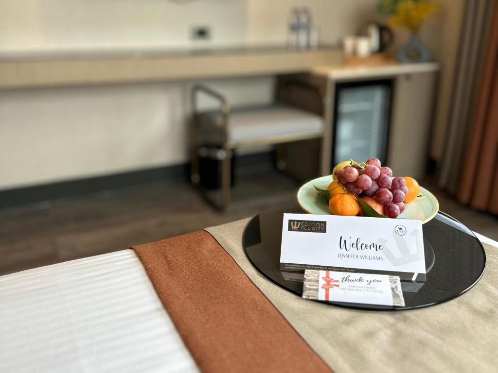 Edition Old City Hotel - 12