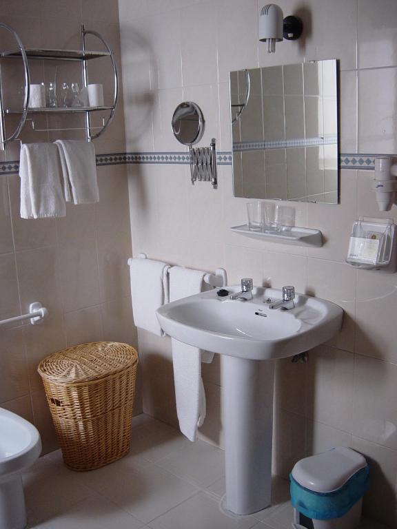 Hostal Colon Antequera - Chambre Quadruple