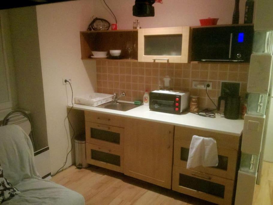 Kuchyň nebo kuchyňský kout v ubytování Základna - Minibyt Zdíkov