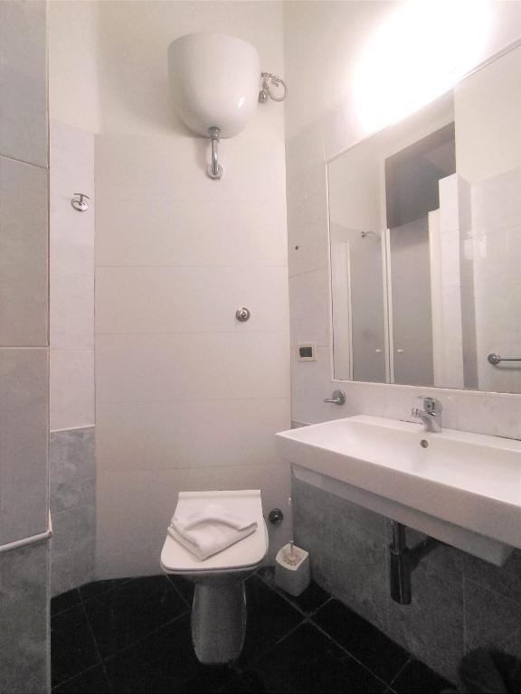 Koupelna v ubytování Hotel Milazzo Roma