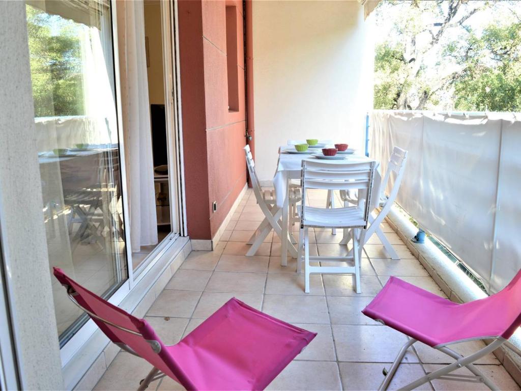 En balkong eller terrasse p&aring; Appartement Cavalaire-sur-Mer, 5 pi&egrave;ces, 4 personnes - FR-1-226B-127