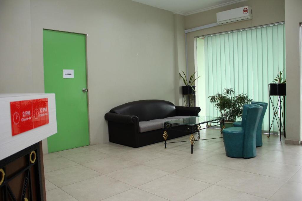 Posezení v ubytování Sandakan Inn
