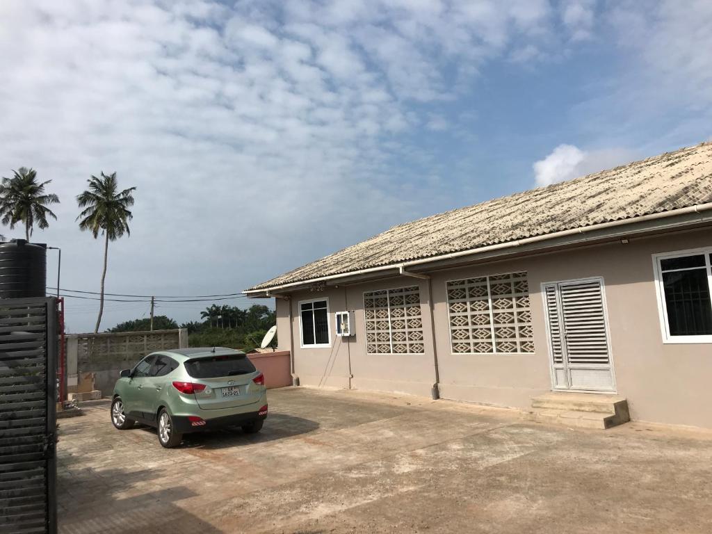 Budget apartment, 4 bedrooms - Housity