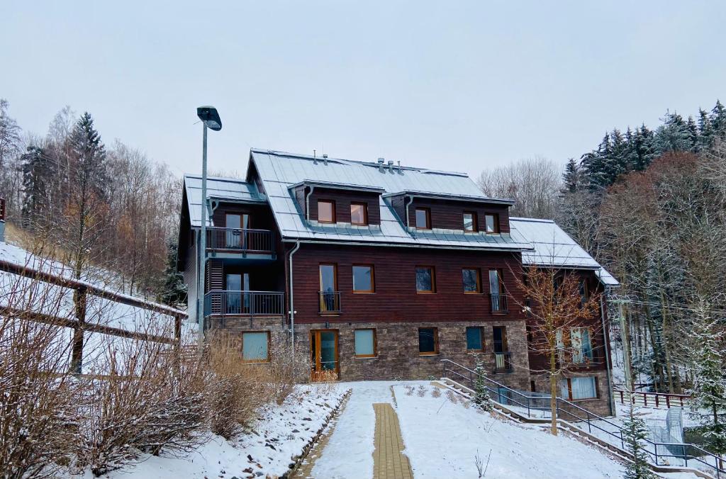 Útulný apartmán v srdci Krkonoš se saunou v zimě