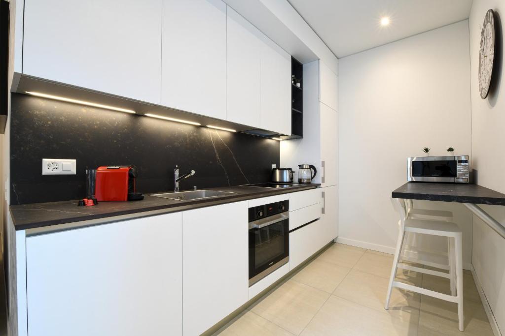 Magic Deluxe Suites - Free Parking