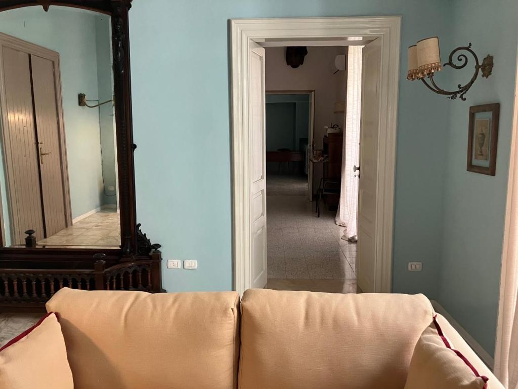Posezení v ubytování Palazzo Romanelli B&B