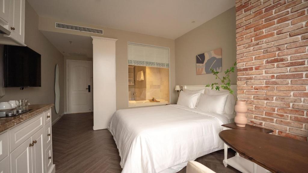 Celine Living - Central - Einzimmerwohnung