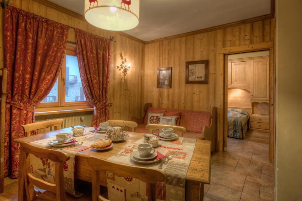 Fotografie z fotogalerie ubytování B&B Residence Checrouit v destinaci Courmayeur
