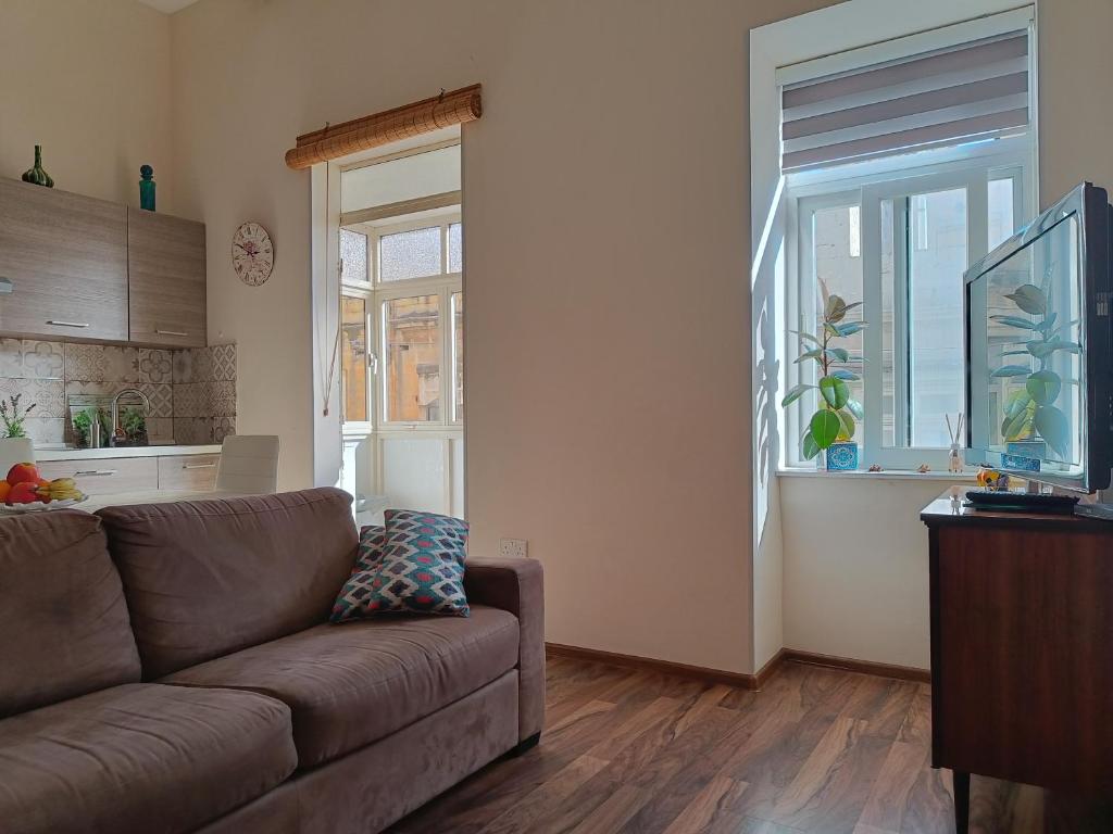 Posezení v ubytování Modern stylish flat near Valletta and Sliema!