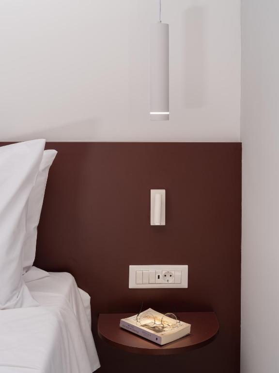 Evans Luxurious Apartment 2 - 9