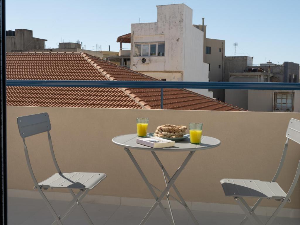 Evans Luxurious Apartment 2 - 14