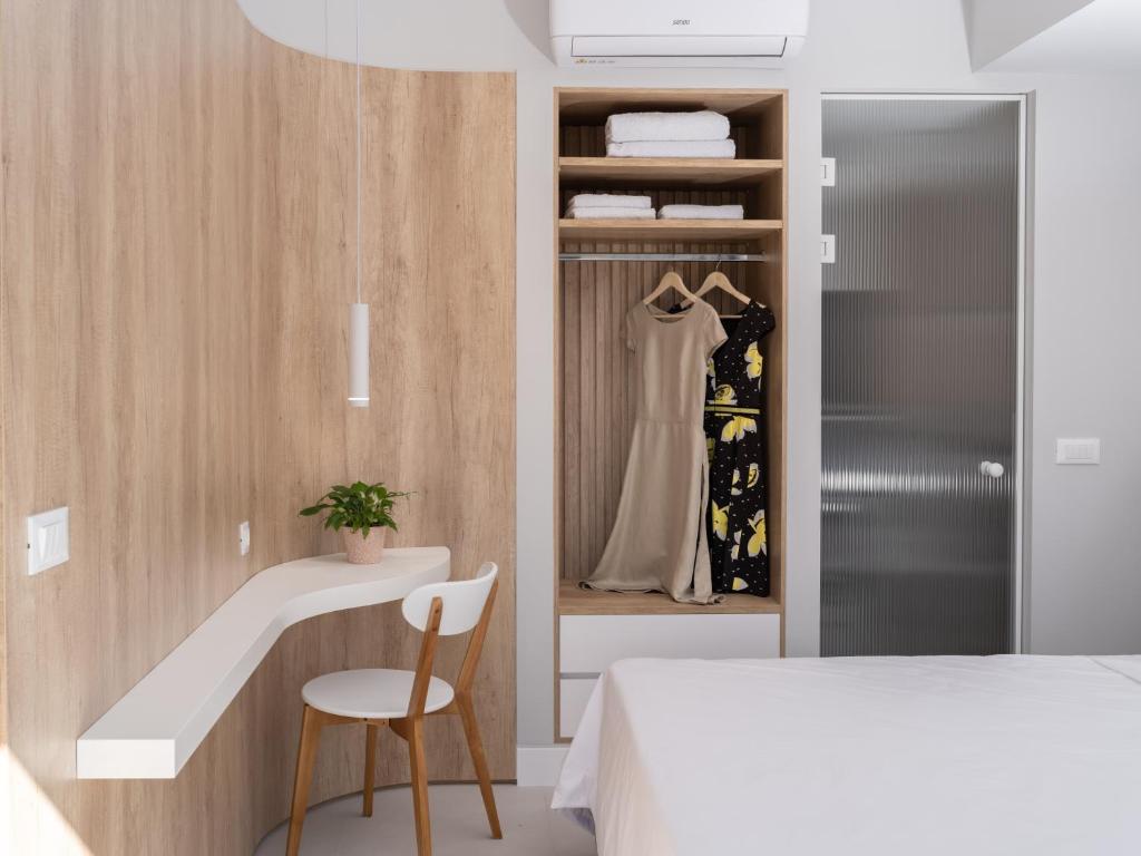 Evans Luxurious Apartment 2 - 10