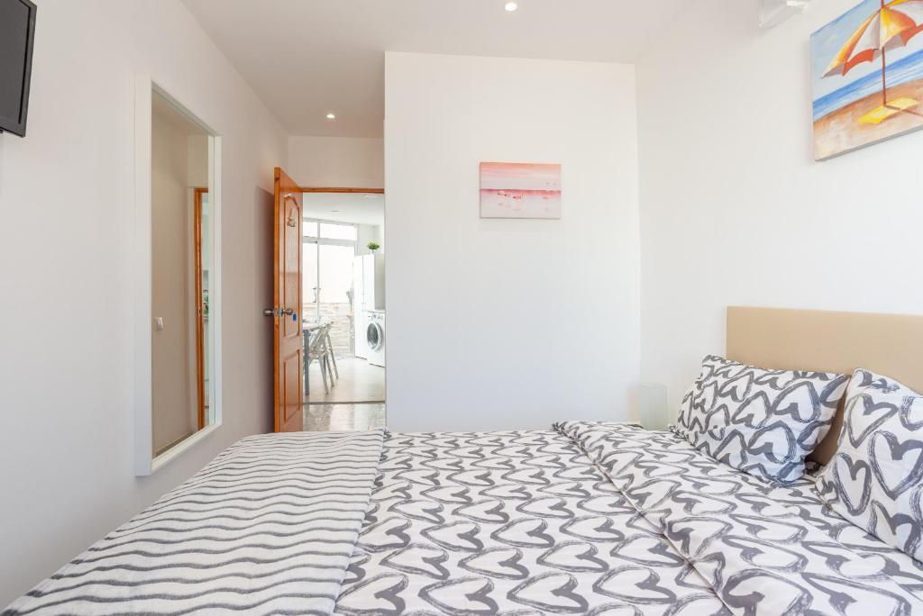 Postel nebo postele na pokoji v ubytování Rooms Breeze & Sun