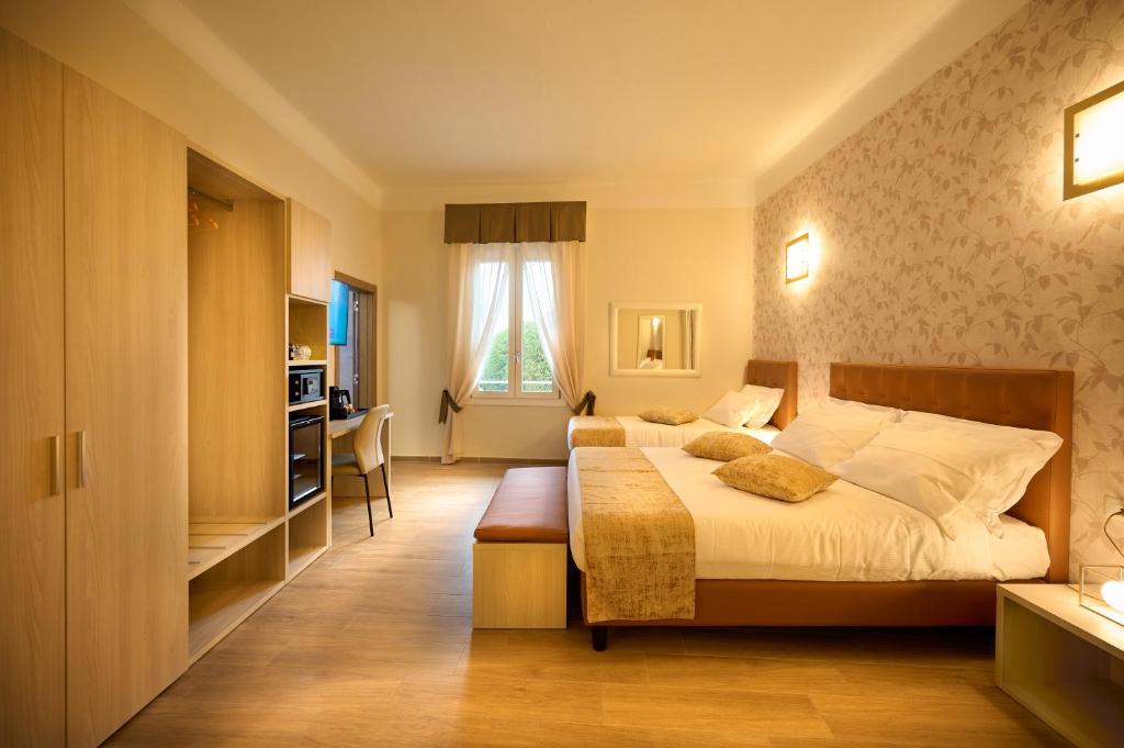 D'AZEGLIO 62 LUXURY ROOMS - 