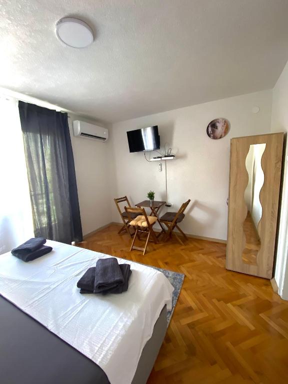 TV a/nebo společenská místnost v ubytování Apartments Graz