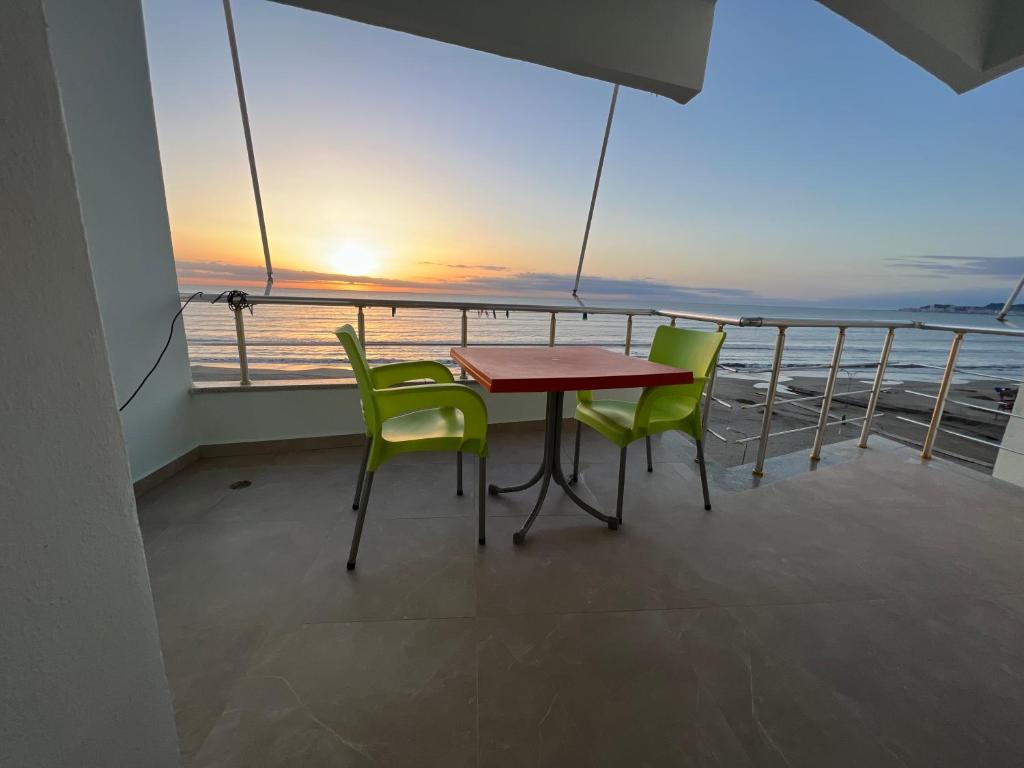 Nea's Apartament - Imazhi 6