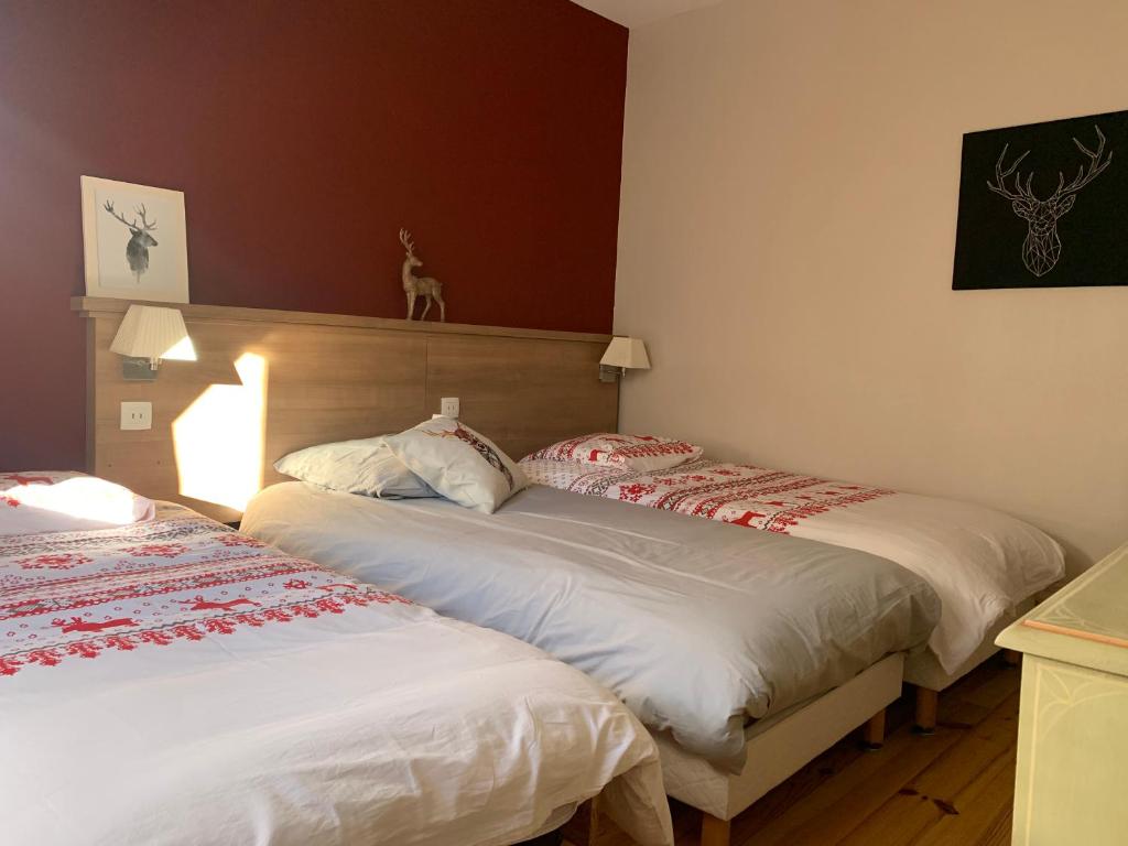 Posteľ alebo postele v izbe v ubytovaní Appartement chaleureux chez Nadège et Raphaël
