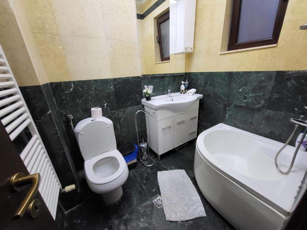 Apartament parter Arena Nationala Monza Mega Mall