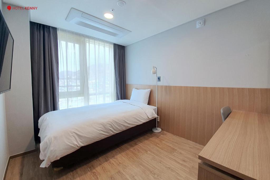 Hotel Kenny Yeosu - 