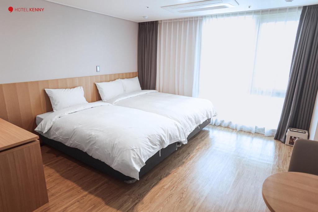 Hotel Kenny Yeosu - 