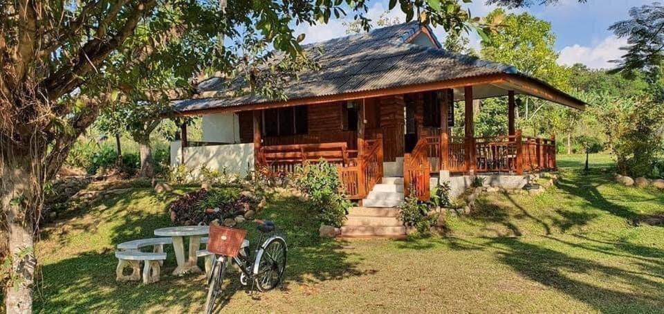 Zahrada ubytování HomDoiIntr Farmstay ฮ่อมดอยอินทร์ ฟาร์มสเตย์