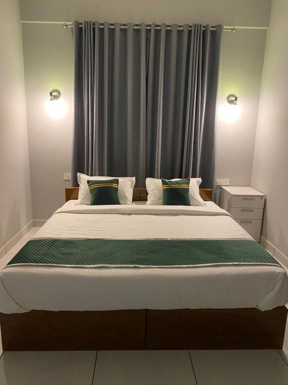 Postel nebo postele na pokoji v ubytování HOLLYWOOD Rooms