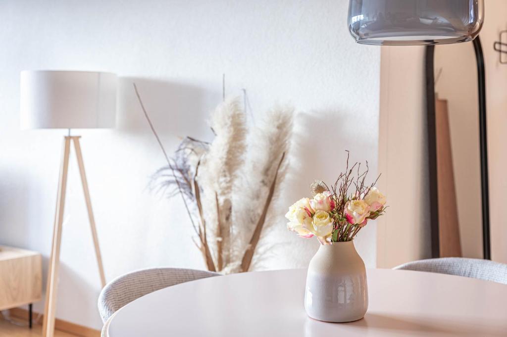 Modern 3BDR Duplex with Skyroof in Trendy Zurich West - Resim 17