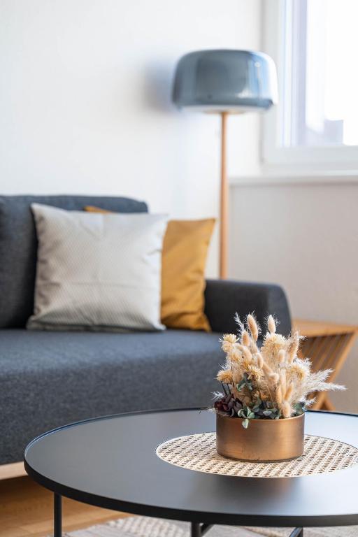 Modern 3BDR Duplex with Skyroof in Trendy Zurich West - Resim 24