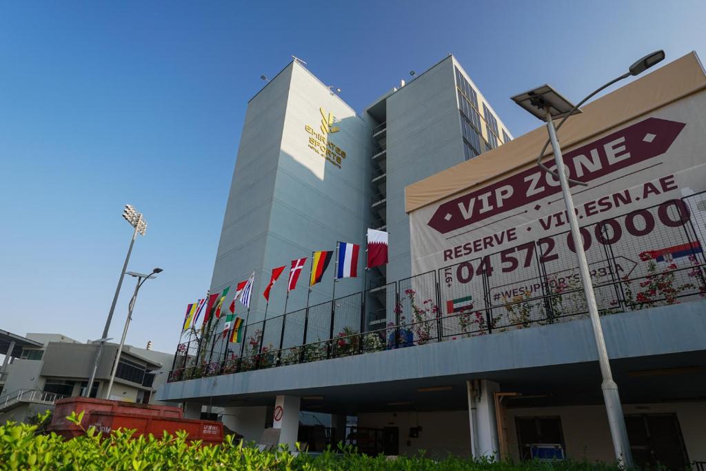 Emirates Sports Hotel, Dubai Sports City - Resim 13