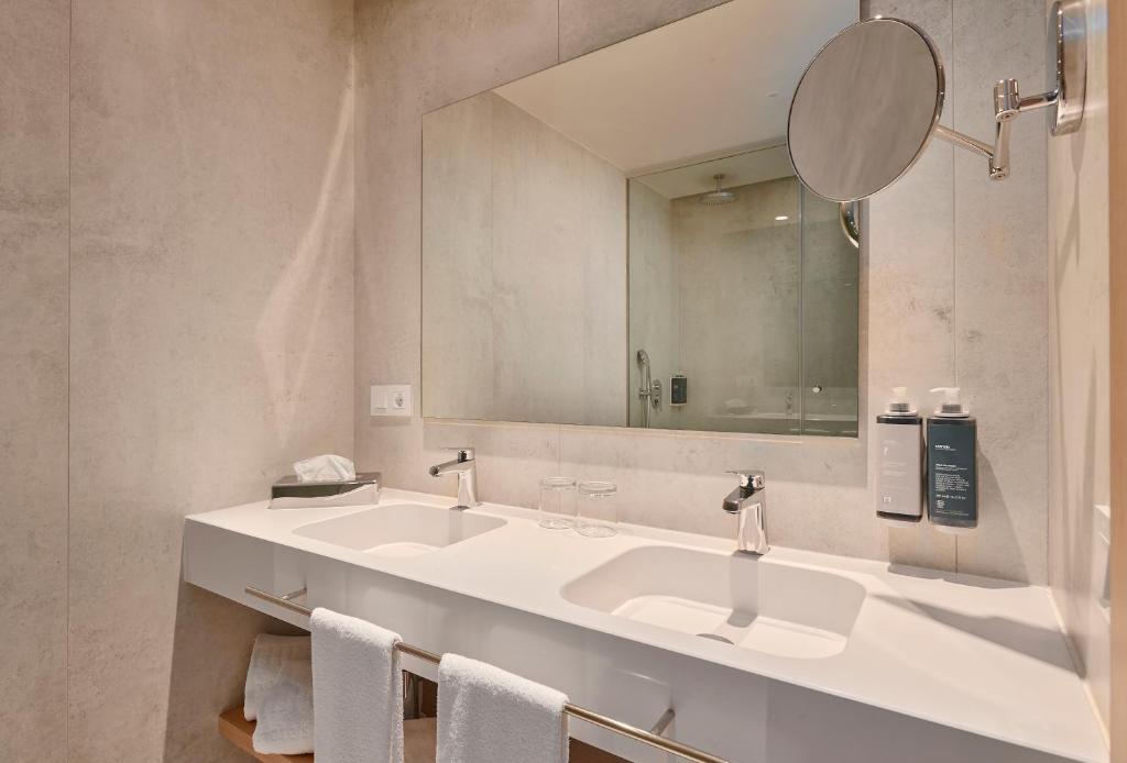 Hipotels Mediterraneo Hotel - Adults Only, Sa Coma – Precios ...