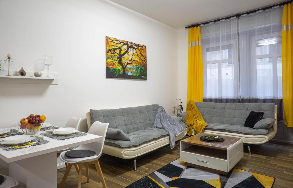 Posedenie v ubytovaní Cosy Casa