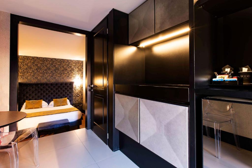 Unica Suites Rome - Resim 33