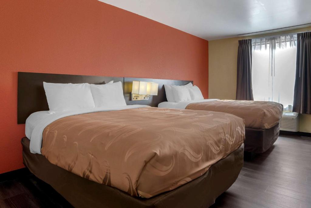 Quality Inn Phenix City Columbus photo