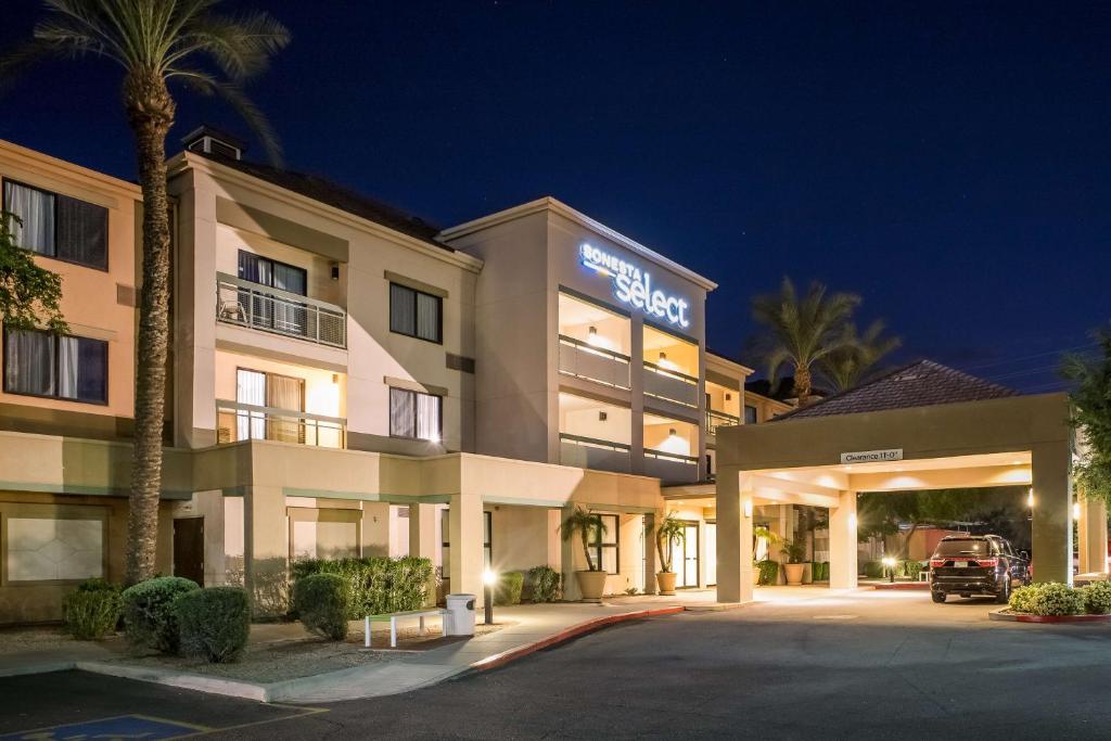 Budova, kde se hotel nachází