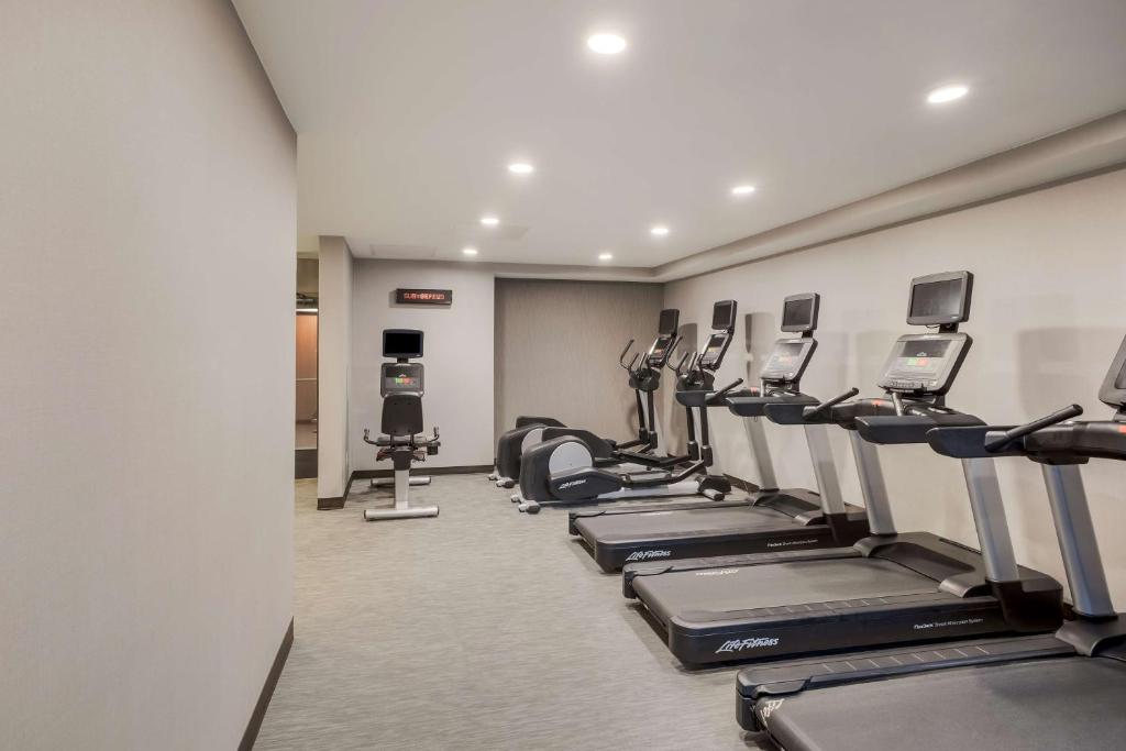 Fitness centrum a/nebo fitness zařízení v ubytování Sonesta Select Phoenix Chandler