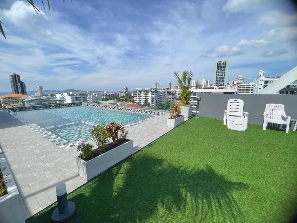 Siam Oriental Star at Pratumnak soi 6 by Zoom Pattaya - One-Bedroom Apartment