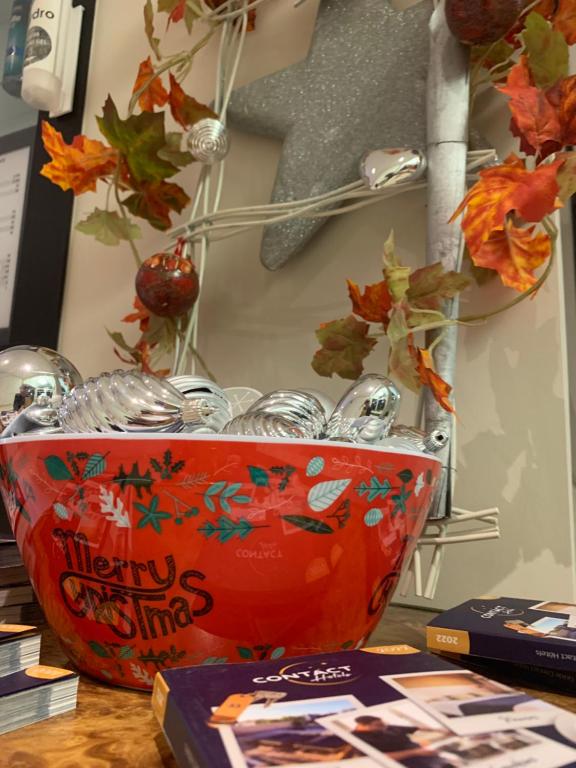 Contact Hôtel des États-Unis - Resim 3