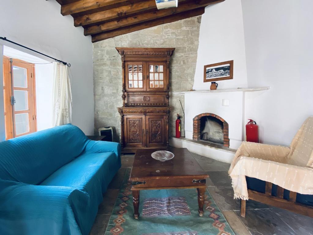 Cyprus Villages Hotel & Restaurant - Central Location - Bed & Breakfast - With Access To Pool And Stunning Views - Apartamento De Um Quarto Com Terraço - Zoe House