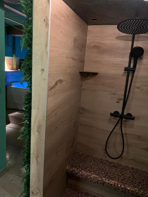 The secrets jungle loveroom – photo 8