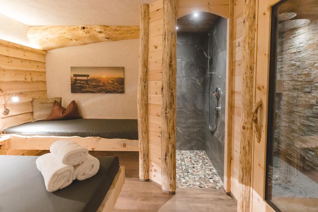 Postel nebo postele na pokoji v ubytování Wegscheiderhof