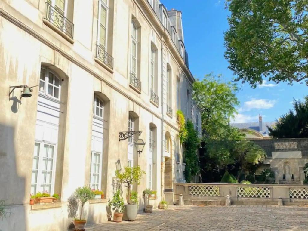 Budova, v ktorej sa apartmán nachádza
