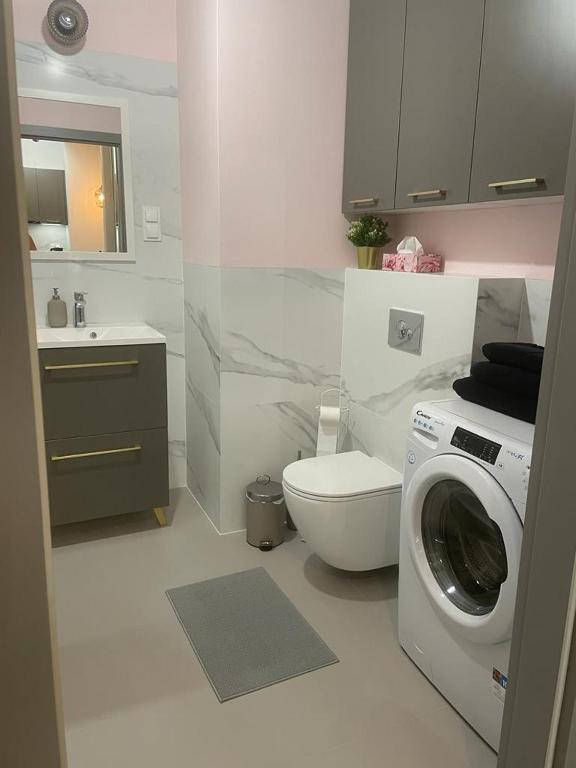 Koupelna v ubytování Apartament KARMEL
