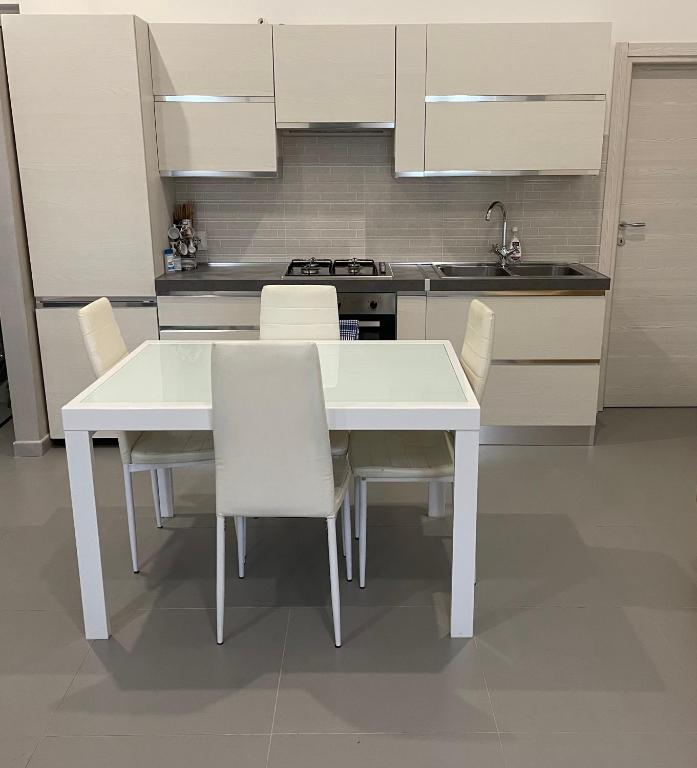 Lenimar Apartments Milano - Дом с одной спальней