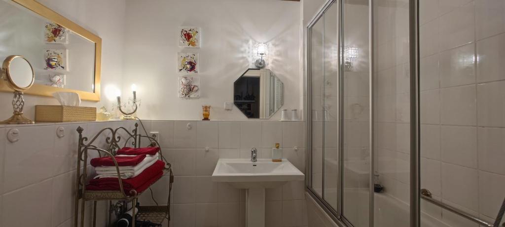 Boutique Hotel Mittendrin Berlin - 10